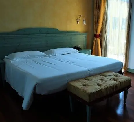 Standard Büyük Yataklı Tek Kişilik Oda