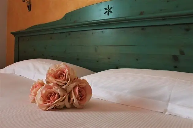 Standard Büyük Yataklı Tek Kişilik Oda