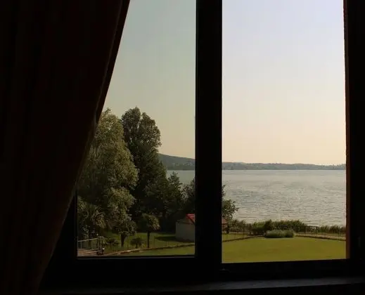 Superior Tek Büyük Yataklı Oda, Göl Manzaralı