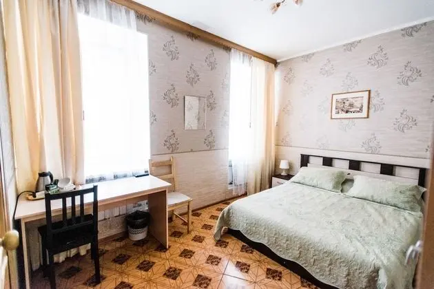 Standard Tek Büyük Yataklı Oda (with shared kitchen)