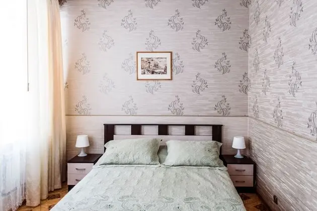 Standard Tek Büyük Yataklı Oda (with shared kitchen)