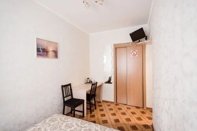 Standard Tek Büyük Yataklı Oda (with shared kitchen)