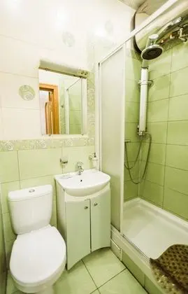 Standard Tek Büyük Yataklı Oda (with shared kitchen)