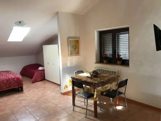 Üç Kişilik Oda, Küçük Mutfak