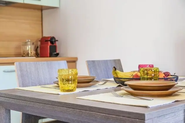 Apart Daire, 1 Yatak Odası, Avlu Manzaralı