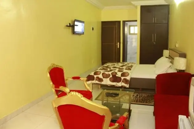 Tek Büyük Yataklı Oda