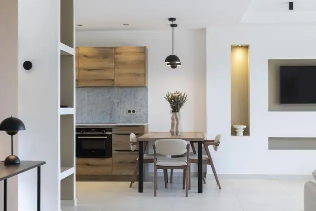 Superior Apart Daire, 2 Yatak Odası, Balkon, Denize Bakan