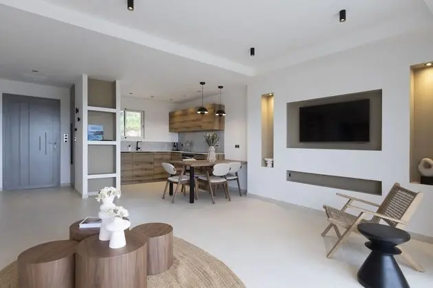 Superior Apart Daire, 2 Yatak Odası, Balkon, Denize Bakan