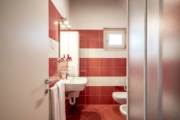 Apart Daire, 2 Yatak Odası, Göl Manzaralı