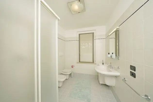 Apart Daire, 2 Yatak Odası, Göl Manzaralı