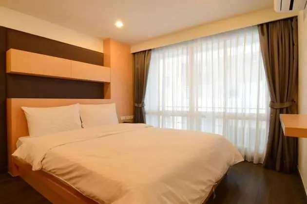 2-Bedroom Apartment