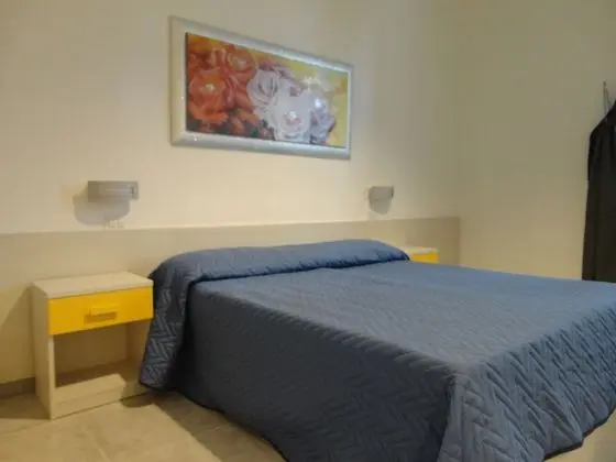 Tek Büyük Yataklı Oda