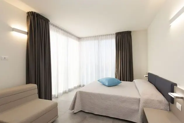 Superior Apart Daire, Deniz Manzaralı