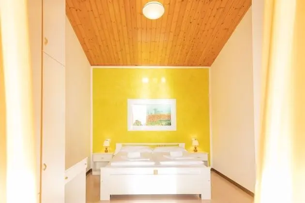 Standard Apart Daire, 2 Yatak Odası, Göl Manzaralı, Ek Bina