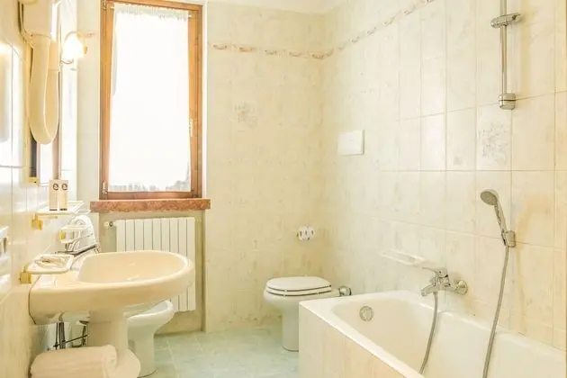 Superior Apart Daire, 2 Yatak Odası, Göl Manzaralı