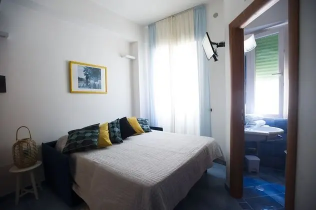 Basic Stüdyo, Avlu Manzaralı