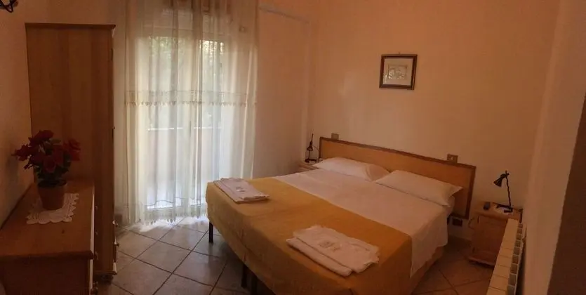 Apart Daire, 1 Yatak Odası, Küçük Mutfak