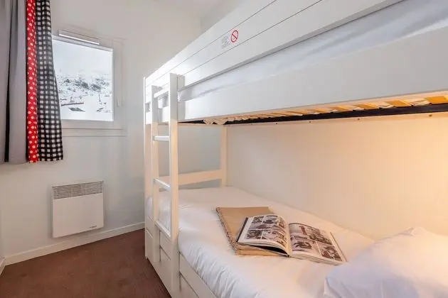 Appartement 6 personnes - 1 chambre + 1 coin nuit - Vue Montagne dégagée