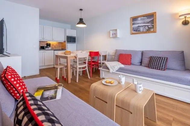 Appartement 6 personnes - 1 chambre + 1 coin nuit - Vue Montagne dégagée