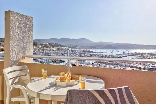 Standard Stüdyo, Balkon