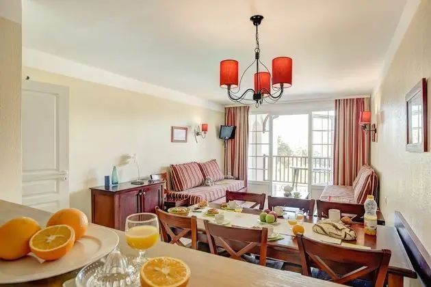 Apart Daire, 2 Yatak Odası, Balkon