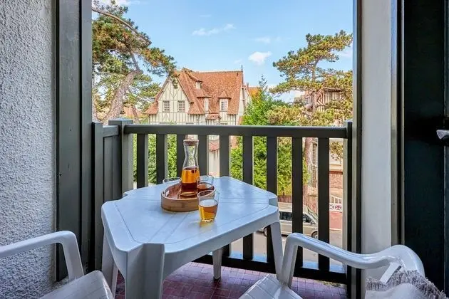Standard Stüdyo, Balkon