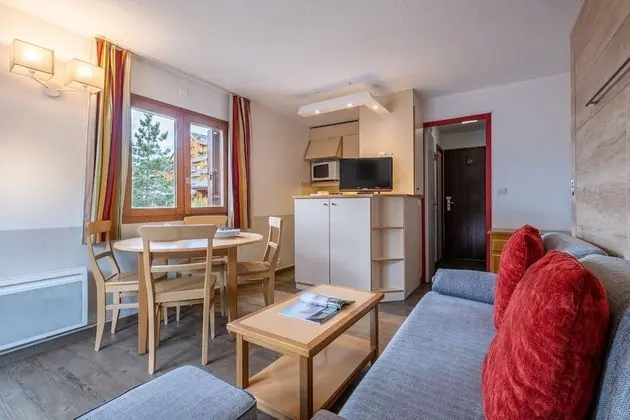 Studio 4 personnes - 1 coint nuit - Vue Montagne