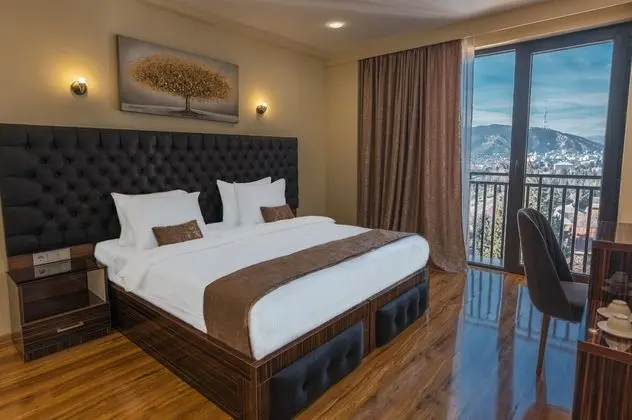 Deluxe Tek Büyük veya İki Ayrı Yataklı Oda, Şehir Manzaralı