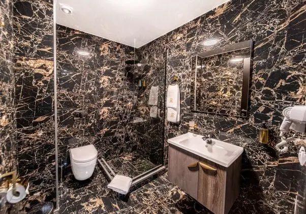 Superior Tek Büyük veya İki Ayrı Yataklı Oda, Şehir Manzaralı