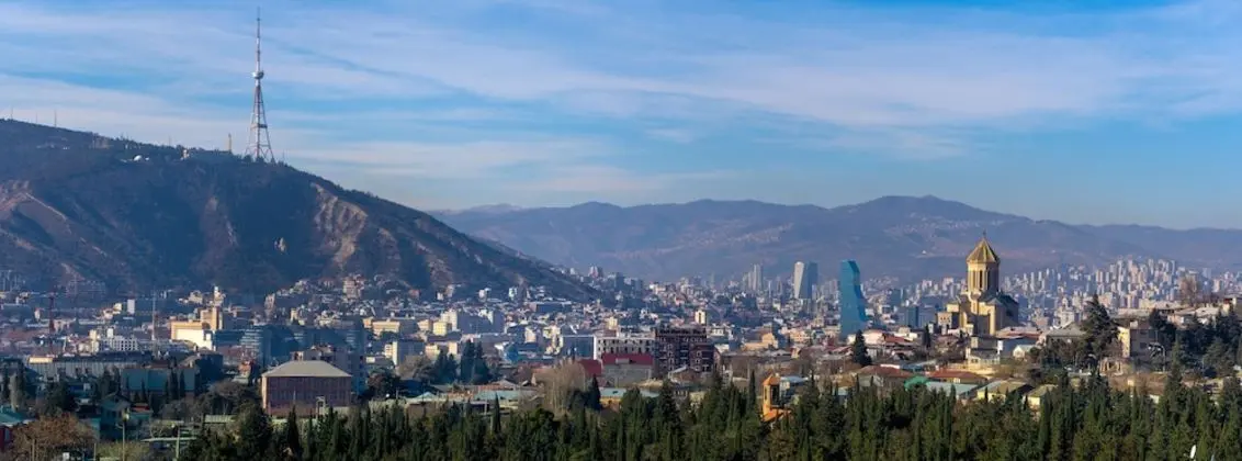 Tek Büyük veya İki Ayrı Yataklı Oda, Şehir Manzaralı