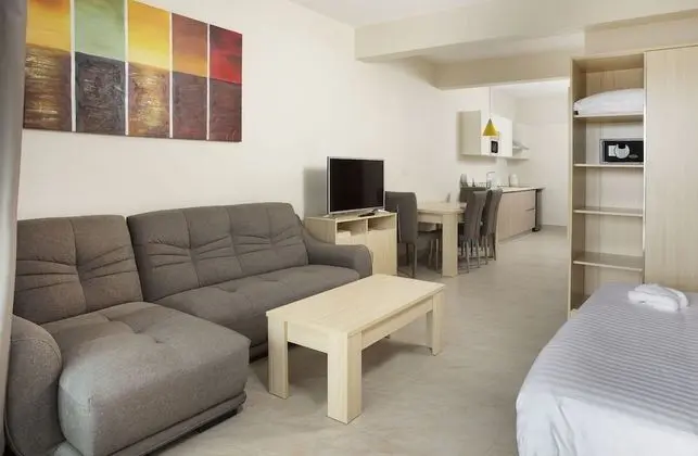 Apart Daire, 1 Çift Kişilik Yatak
