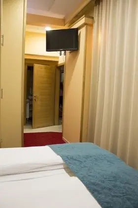 Deluxe Stüdyo, 1 Büyük (Queen) Boy Yatak