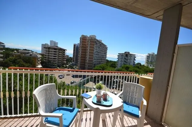 Standard Stüdyo, Balkon