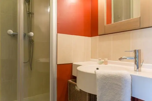 Apart Daire Capacity 8