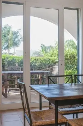 Comfort Apart Daire, Havuz Kullanımı, Havuz Kenarı