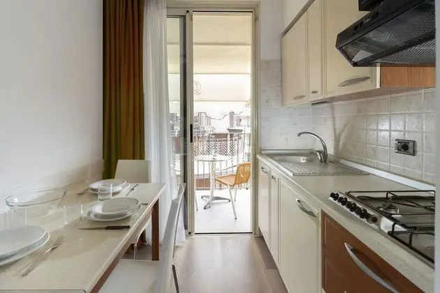Stüdyo, Balkon