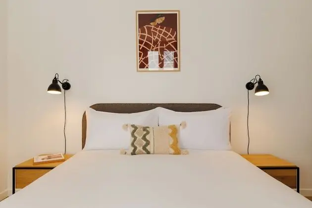 Stüdyo, Avlu Manzaralı