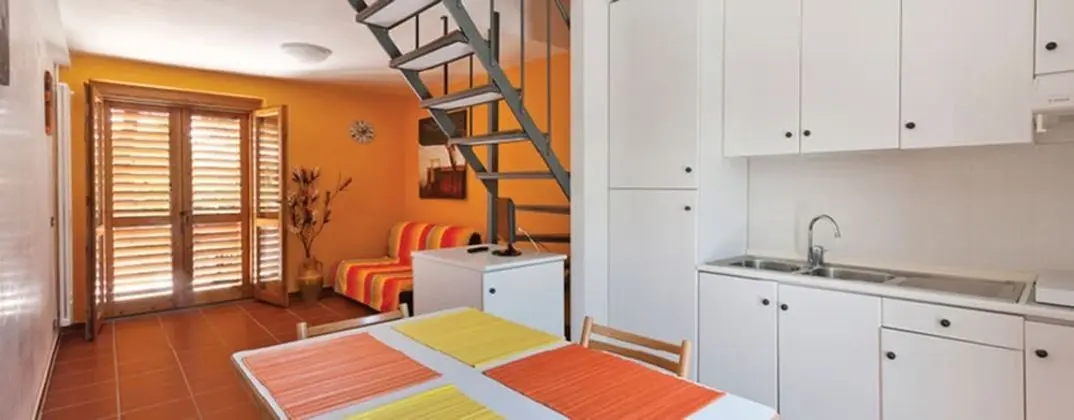 Apart Daire, 2 Yatak Odası, Bahçe Manzaralı