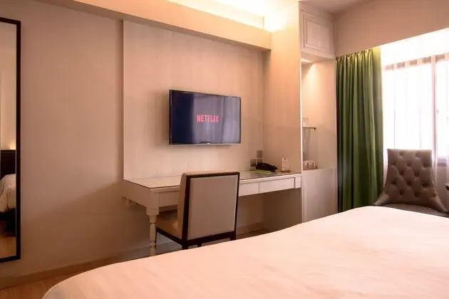 Premier King Room