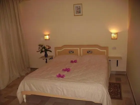 Tek Büyük Yataklı Oda