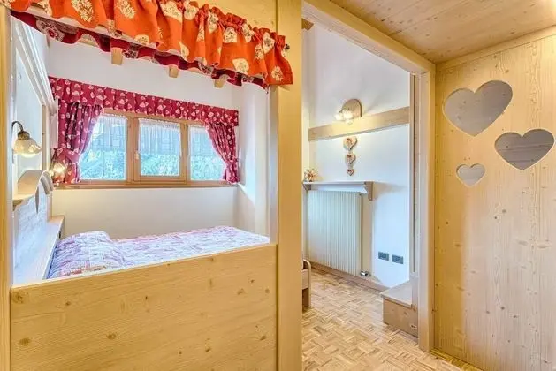 Apart Daire, Bahçe Manzaralı