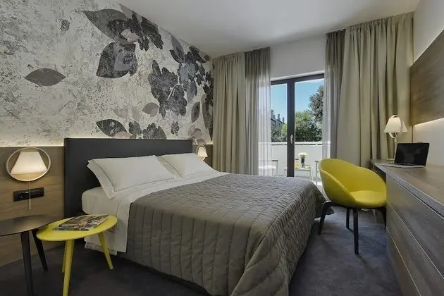Basic Tek Büyük veya İki Ayrı Yataklı Oda, 1 Yatak Odası, Balkon