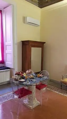 Deluxe Stüdyo Süit (Giovanna la pazza)