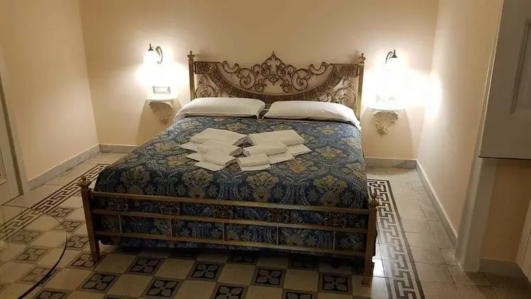 Deluxe Tek Büyük Yataklı Oda (Ferdinando III)