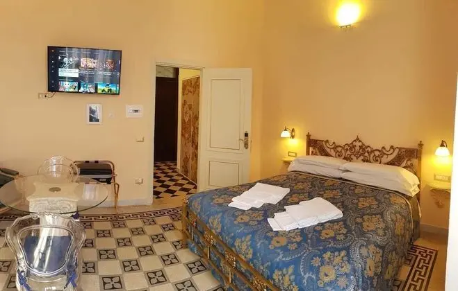 Deluxe Tek Büyük Yataklı Oda (Ferdinando III)