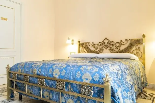 Deluxe Tek Büyük Yataklı Oda (Ferdinando III)