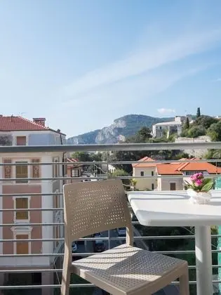 Apart Daire, 1 Yatak Odası, Balkon, Kısmi Deniz Manzaralı (Bilocale)
