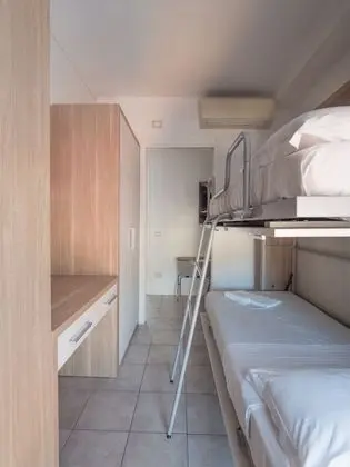 Apart Daire, 2 Yatak Odası, Balkon, Kısmi Deniz Manzaralı (Trilocale)