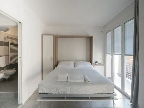 Stüdyo, Balkon, Kısmi Deniz Manzaralı