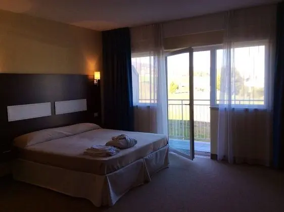 Tek Büyük veya İki Ayrı Yataklı Oda